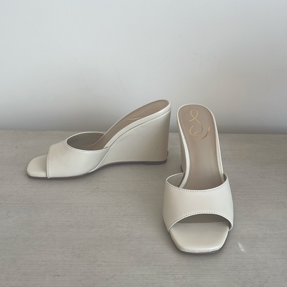 *offers alway welcome” Sam Eldelman Merrick slip on wedge sandals
